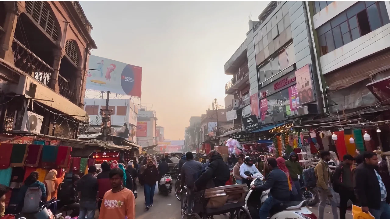 aminabad market lucknow 